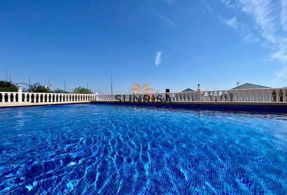 Villa · Revente - Algorfa · Lomas De La Juliana · Alicante · Espagne