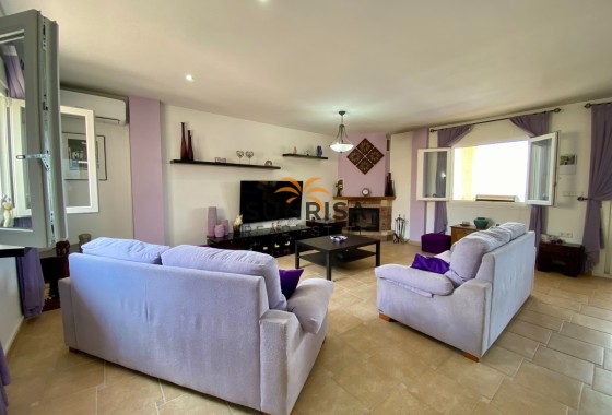Villa · Revente - Algorfa · Lomas De La Juliana · Alicante · Espagne