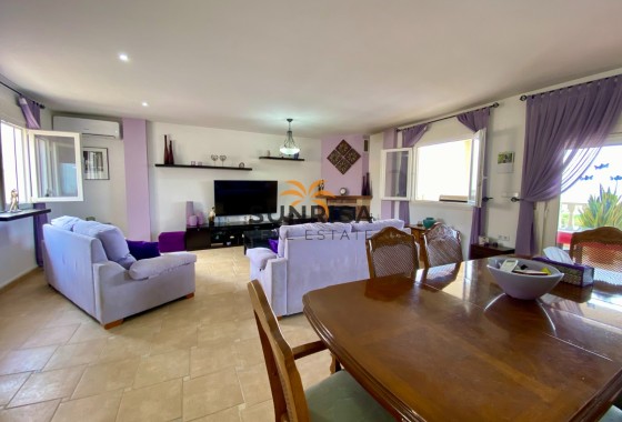 Villa · Revente - Algorfa · Lomas De La Juliana · Alicante · Espagne
