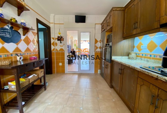 Villa · Revente - Algorfa · Lomas De La Juliana · Alicante · Espagne