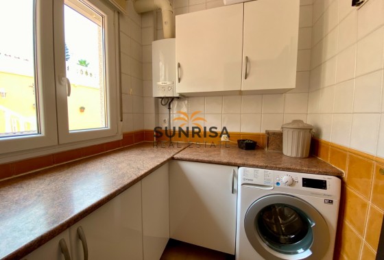 Villa · Revente - Algorfa · Lomas De La Juliana · Alicante · Espagne