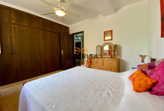 Villa · Revente - Algorfa · Lomas De La Juliana · Alicante · Espagne