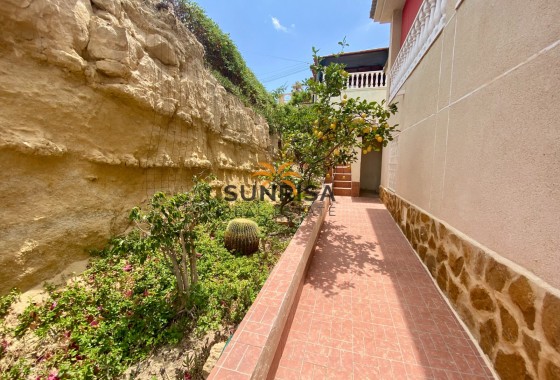 Villa · Revente - Algorfa · Lomas De La Juliana · Alicante · Espagne