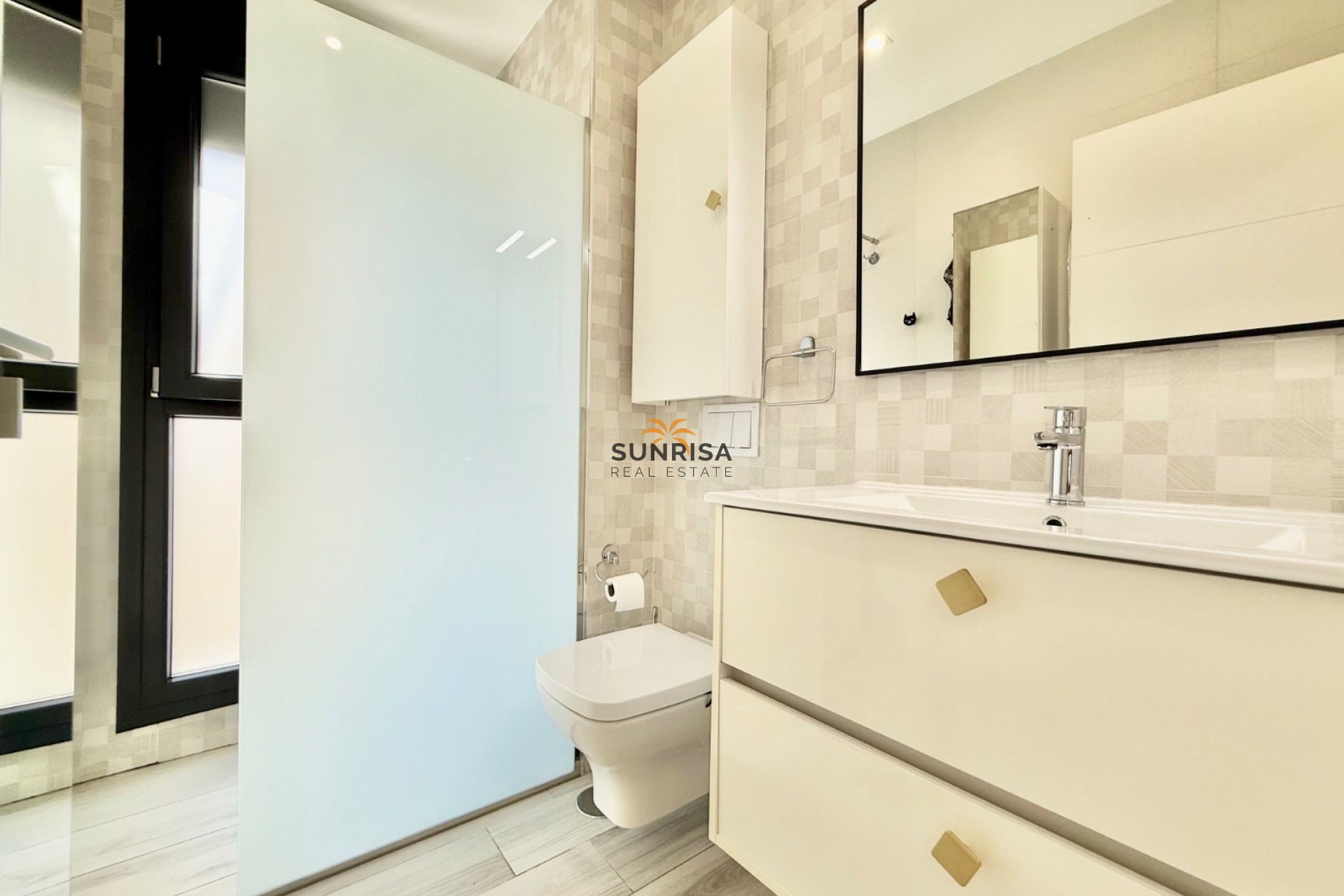 Herverkoop - Villa - Cabo Roig