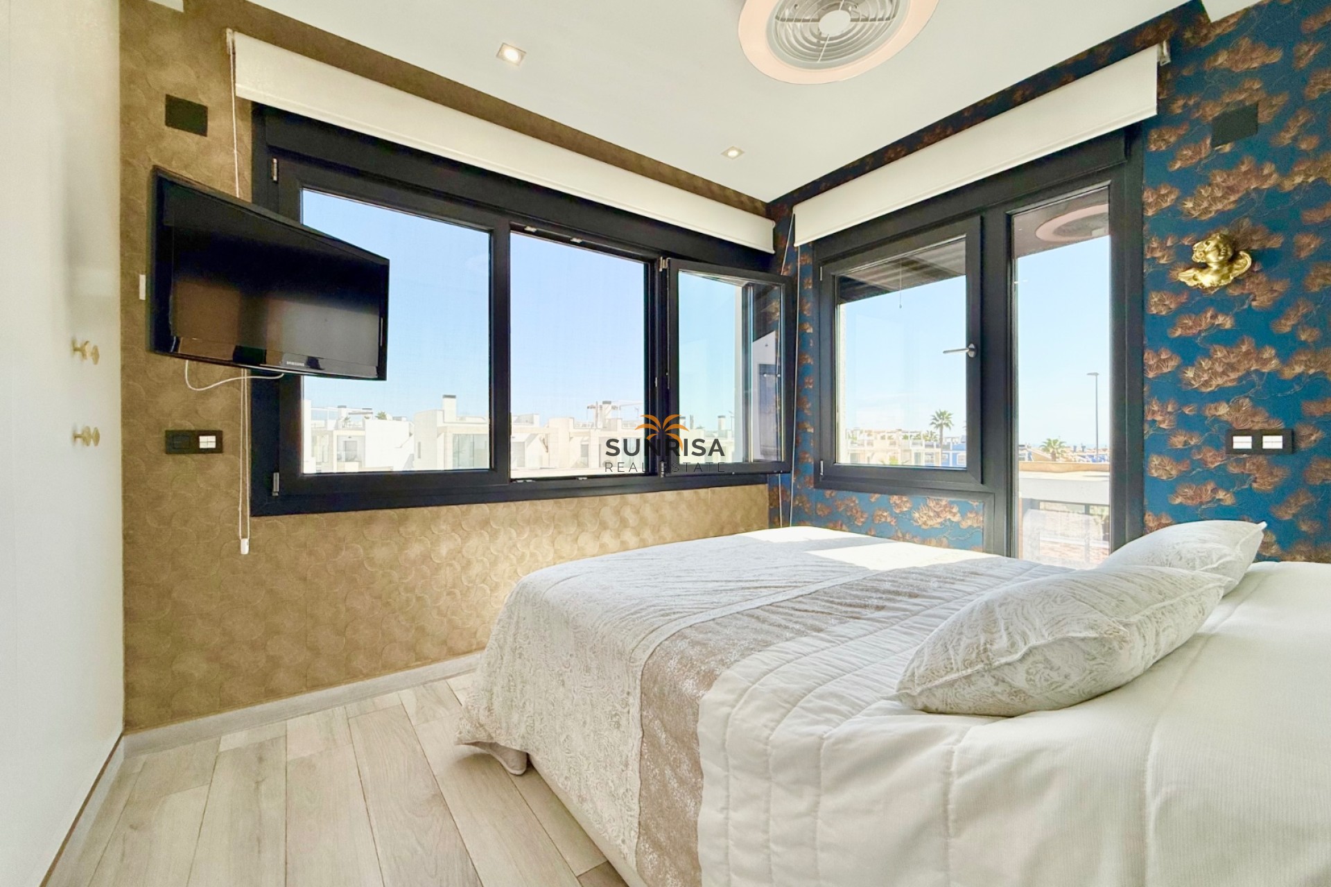 Herverkoop - Villa - Cabo Roig