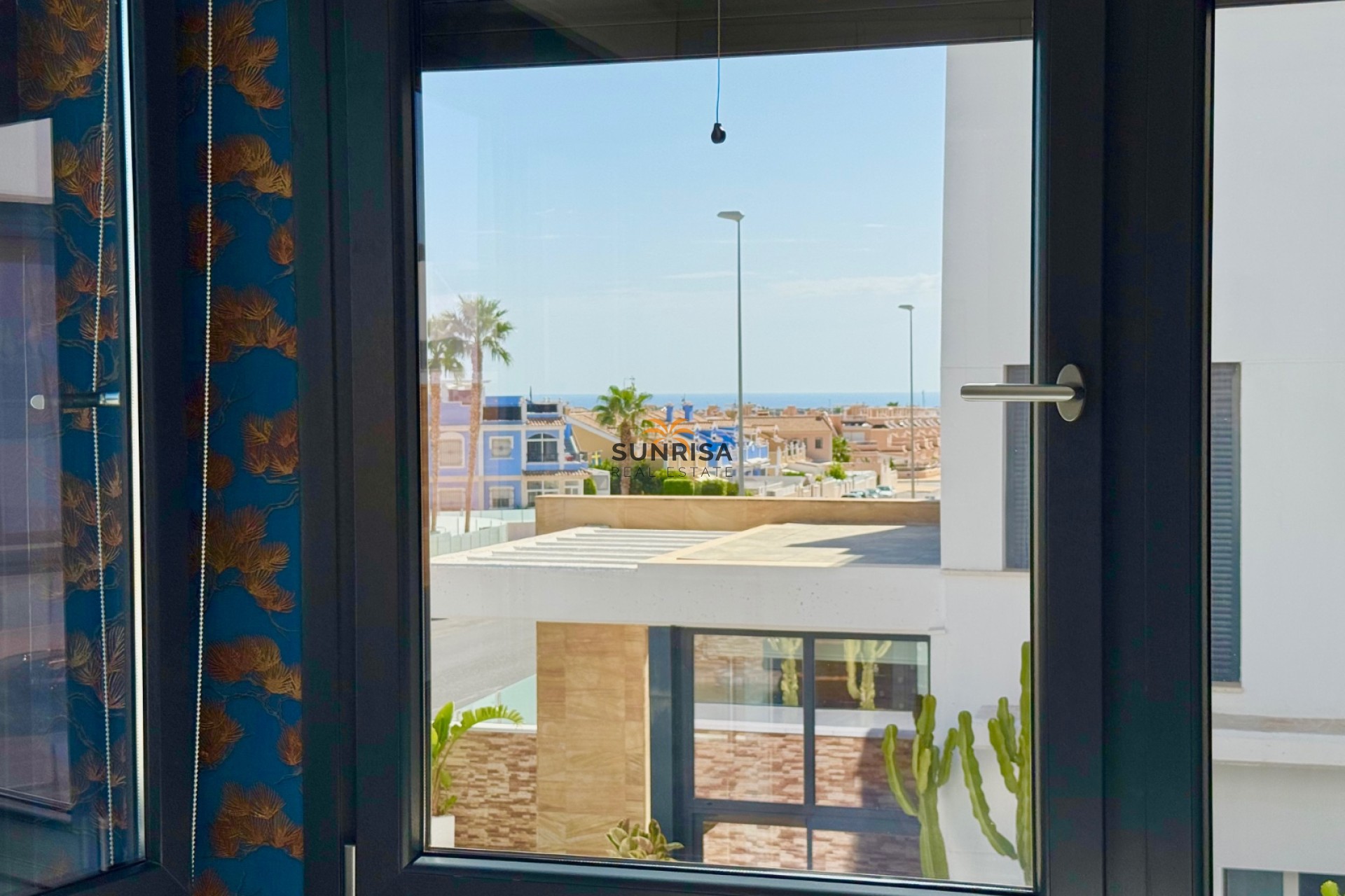 Herverkoop - Villa - Cabo Roig