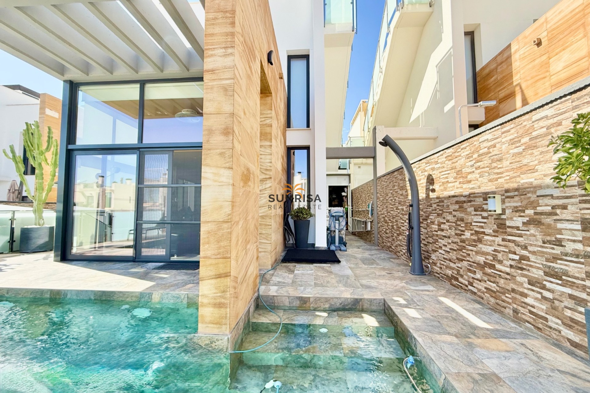 Herverkoop - Villa - Cabo Roig