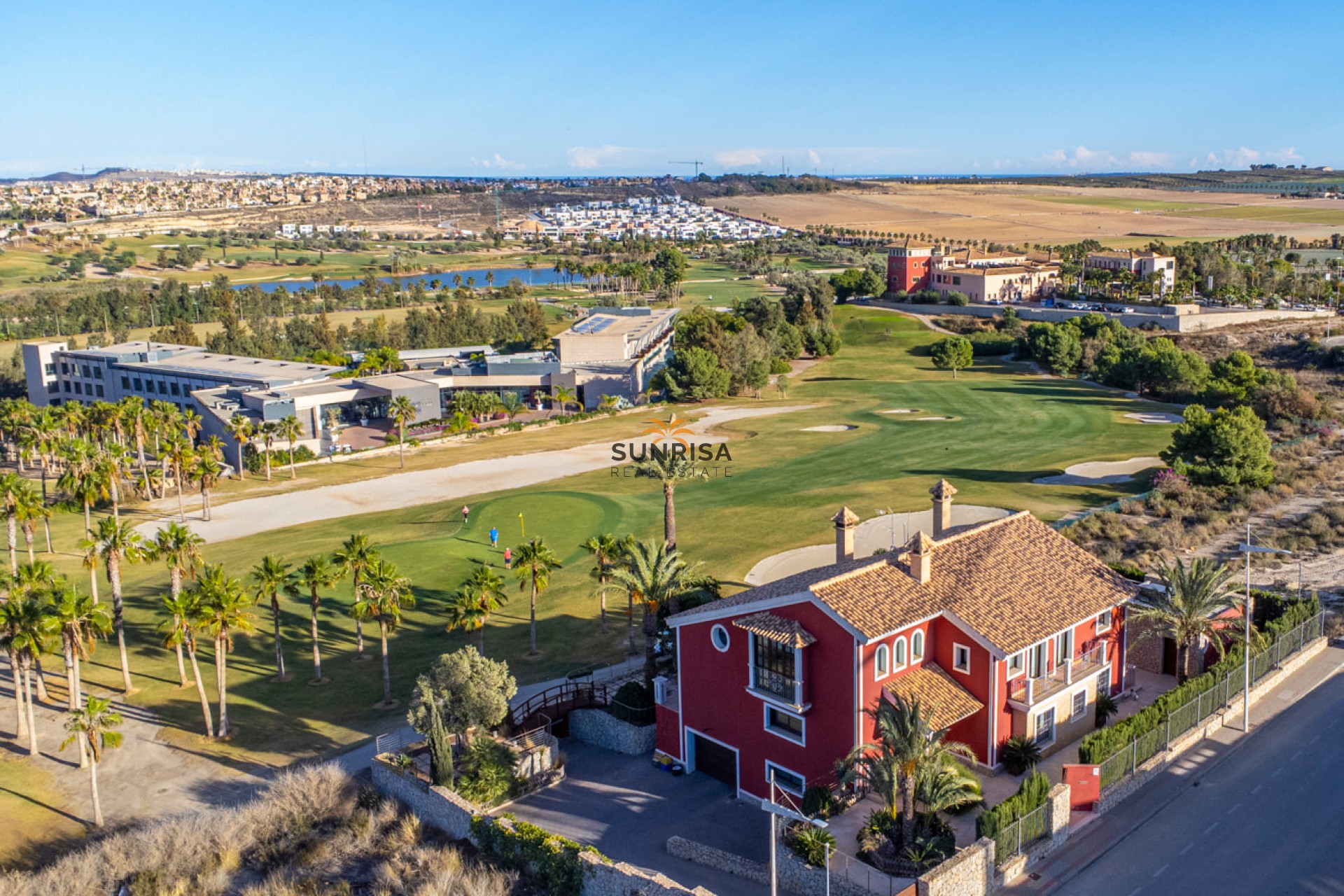 Resale - Villa - Algorfa