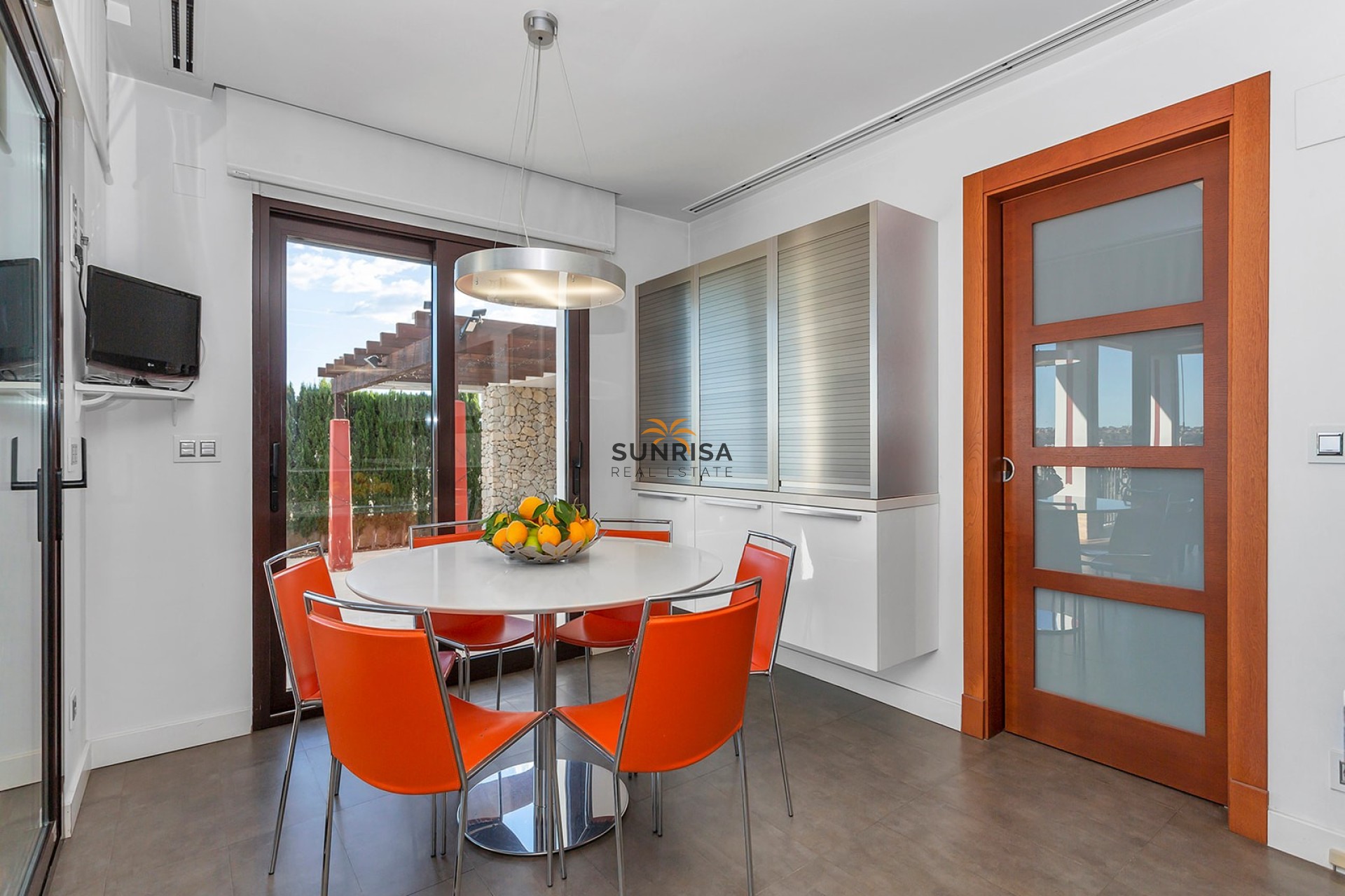 Resale - Villa - Algorfa