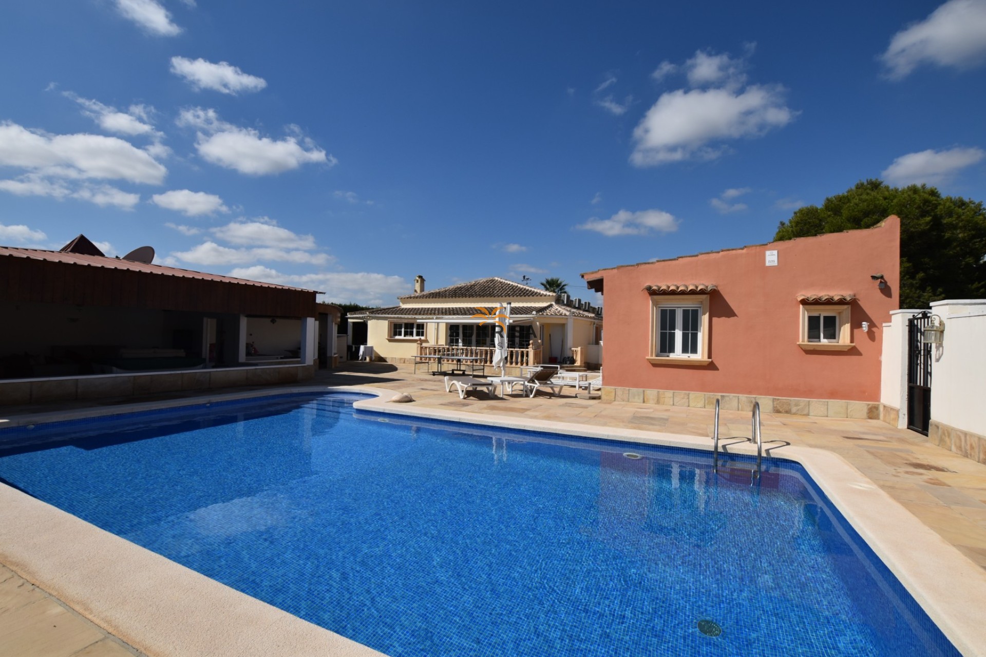 Herverkoop - Finca - Heredades