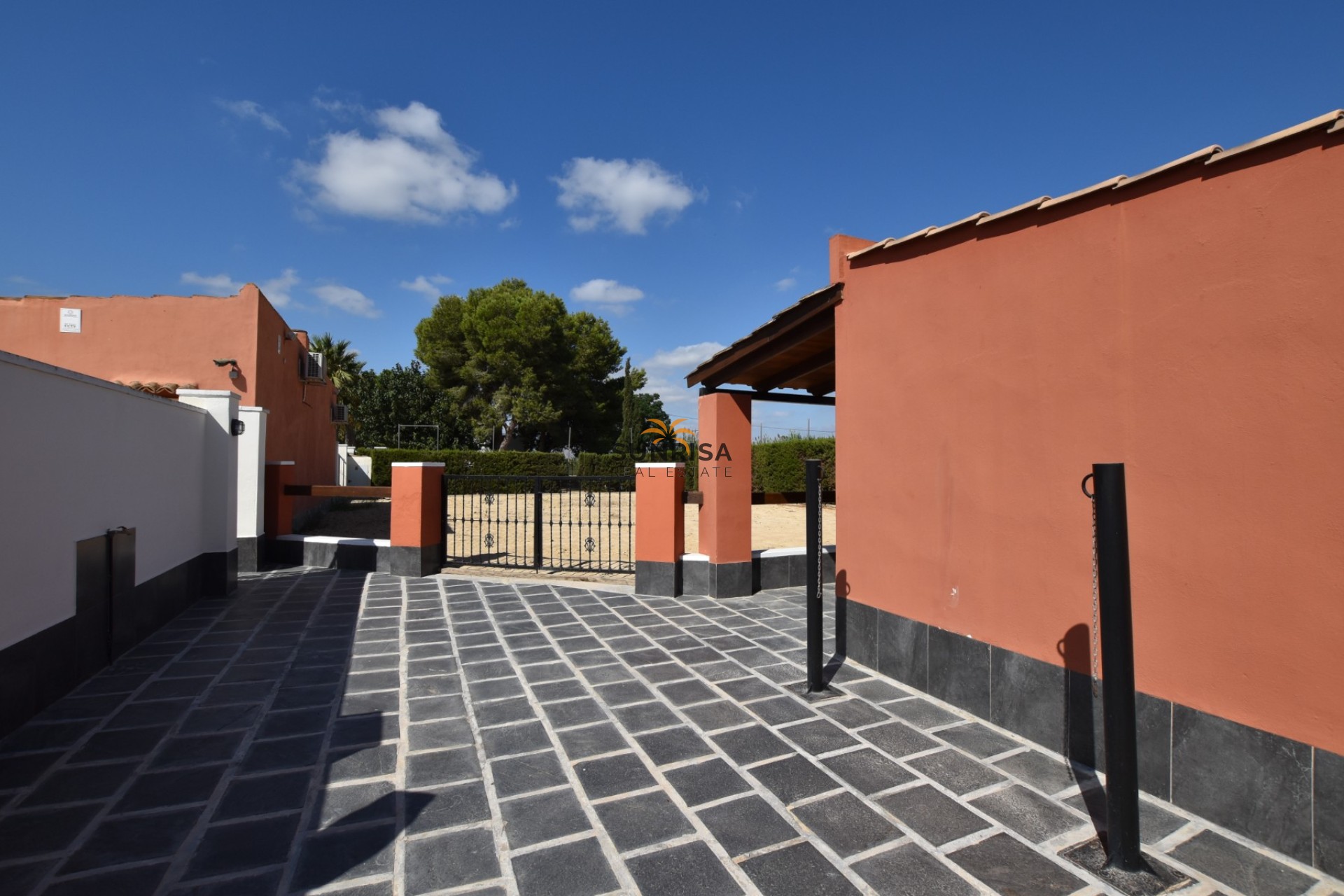 Herverkoop - Finca - Heredades