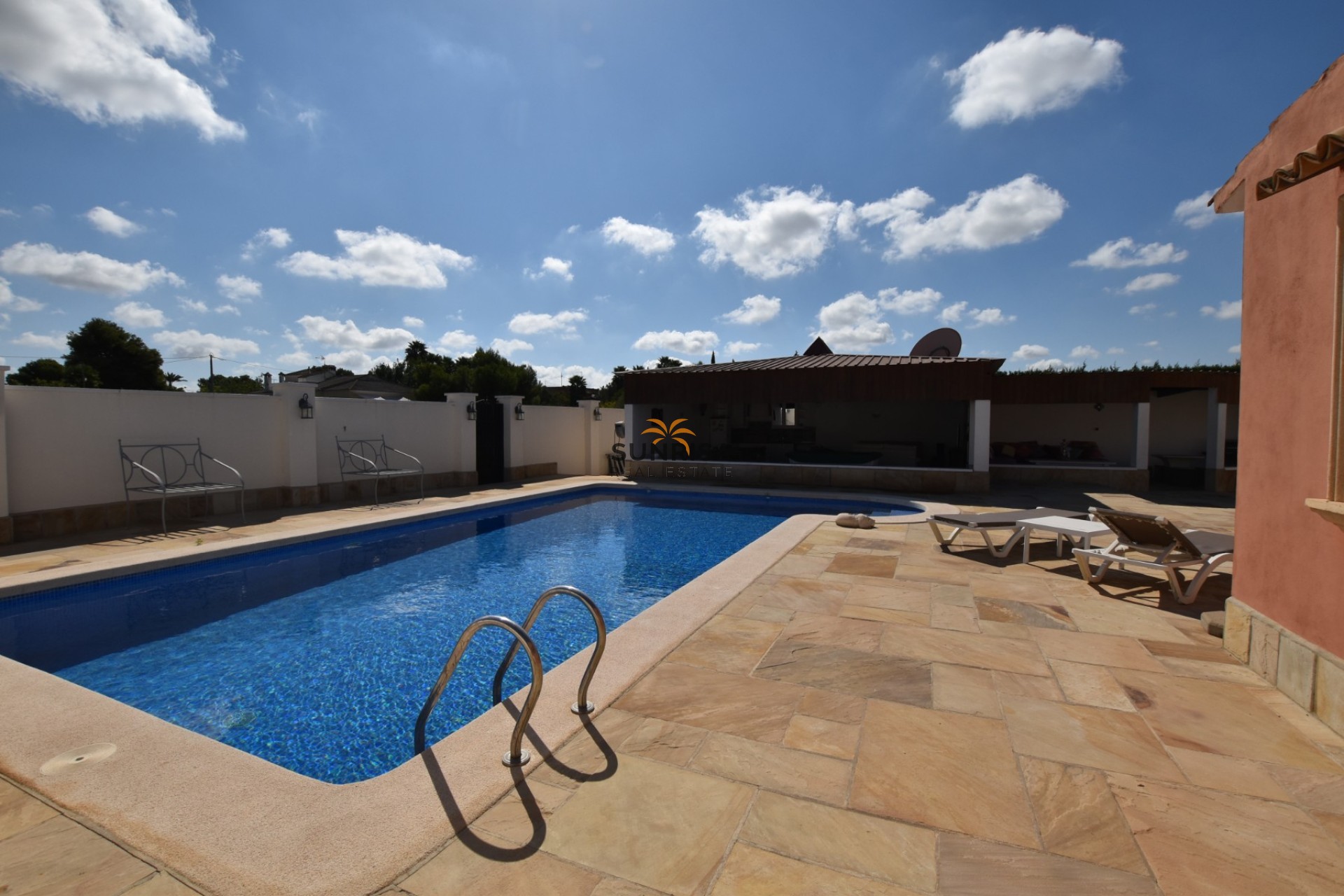 Herverkoop - Finca - Heredades