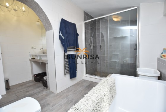 Finca · Herverkoop - Heredades · Alicante · Spanje