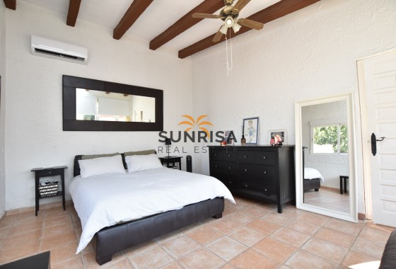 Finca · Herverkoop - Heredades · Alicante · Spanje