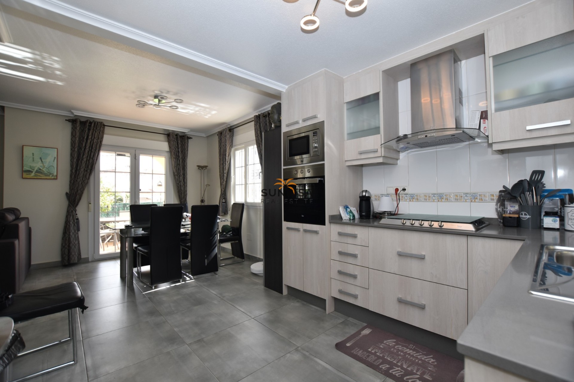 Herverkoop - Villa - Orihuela Costa