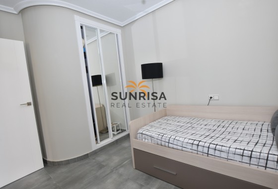 Villa · Herverkoop - Orihuela Costa · Los Dolses · Alicante · Spanje