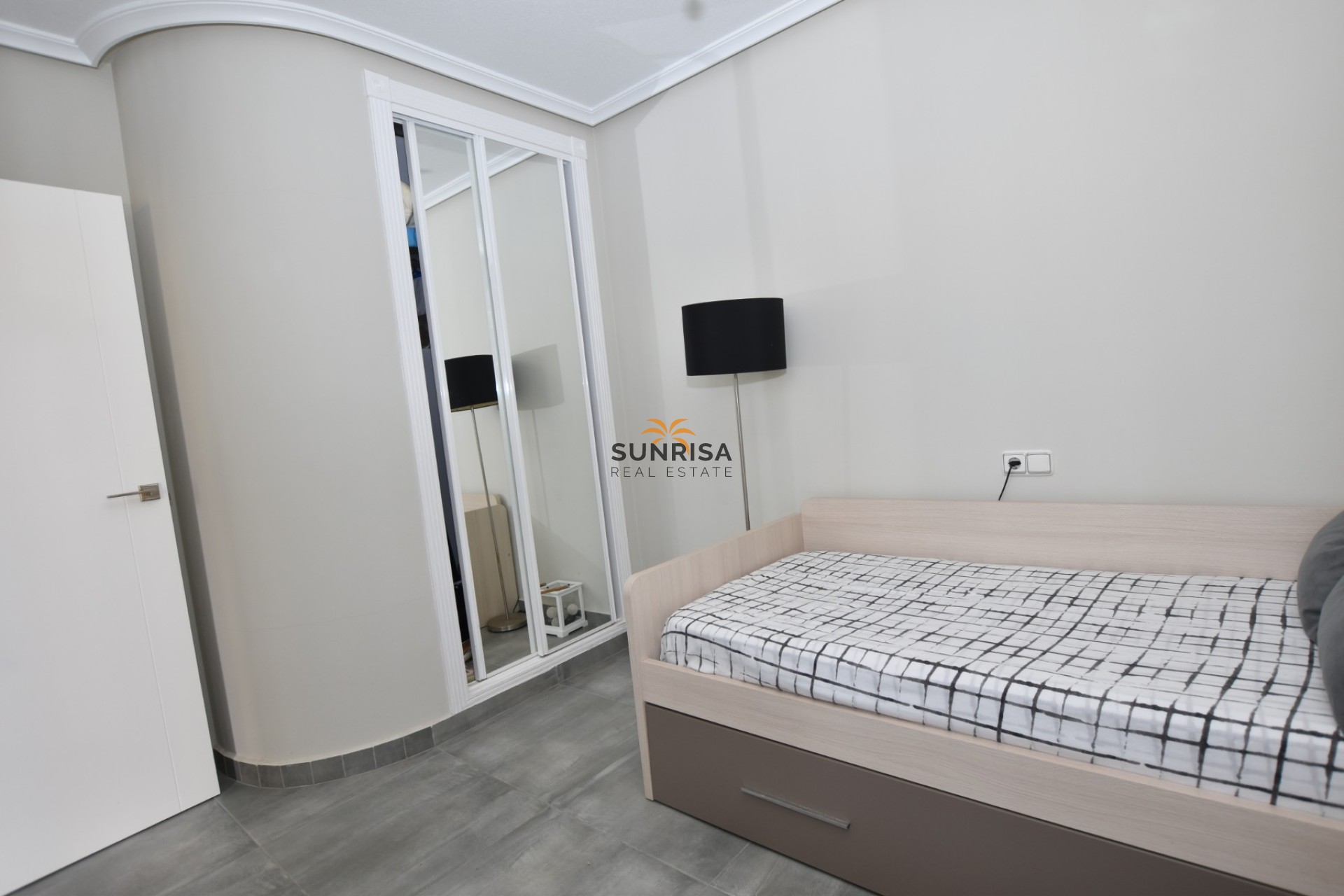 Herverkoop - Villa - Orihuela Costa