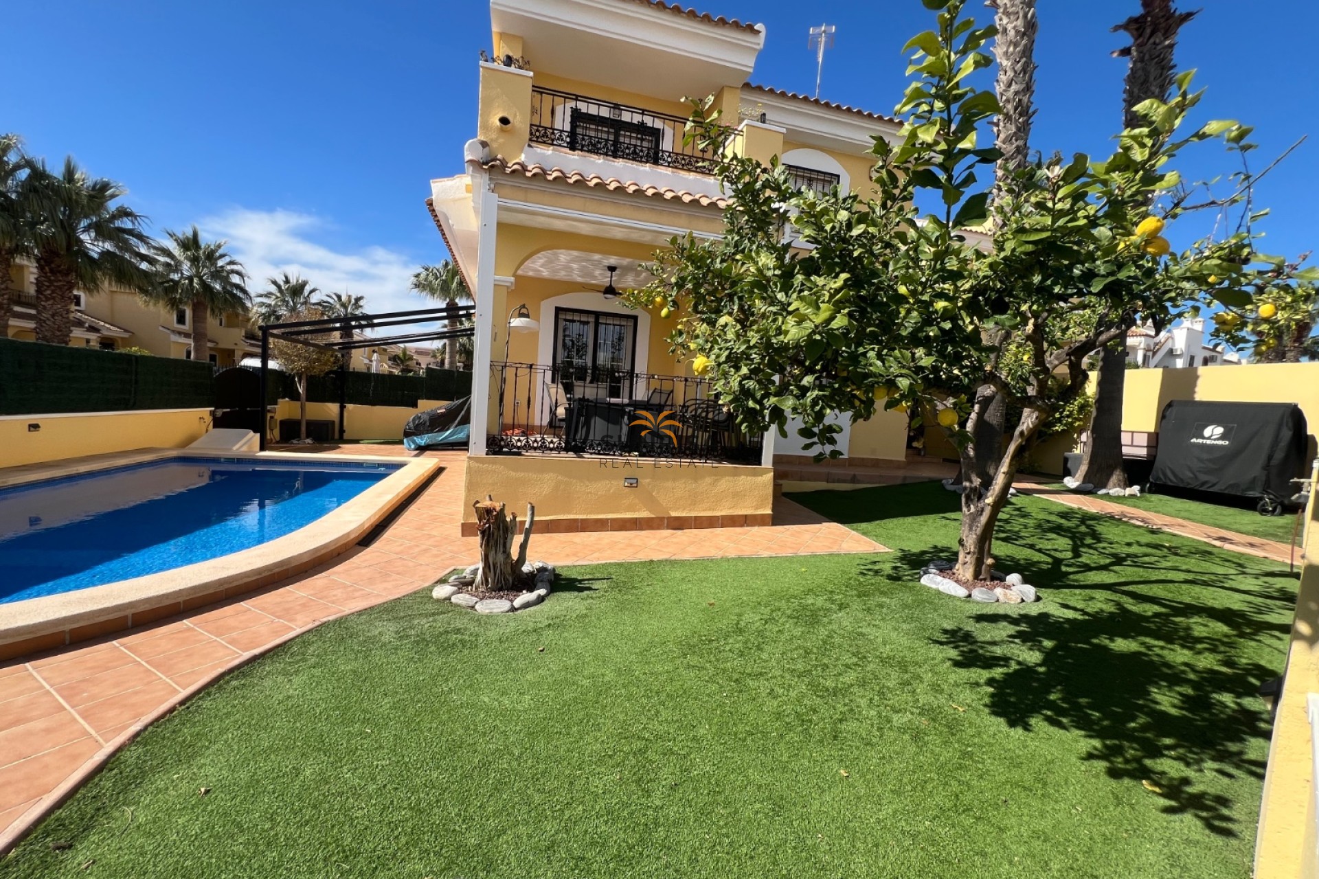 Herverkoop - Villa - Orihuela Costa
