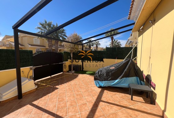Villa · Herverkoop - Orihuela Costa · Los Dolses · Alicante · Spanje