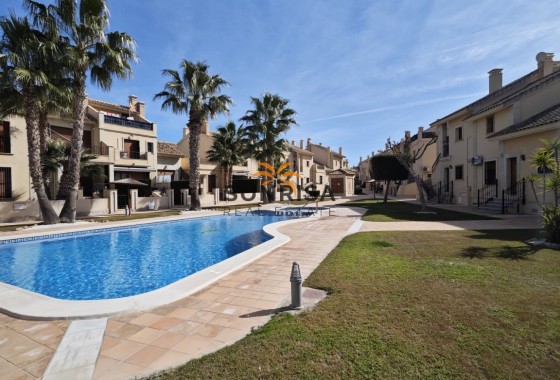 Appartement · Herverkoop - Algorfa · La Finca Golf Resort · Alicante · Spanje