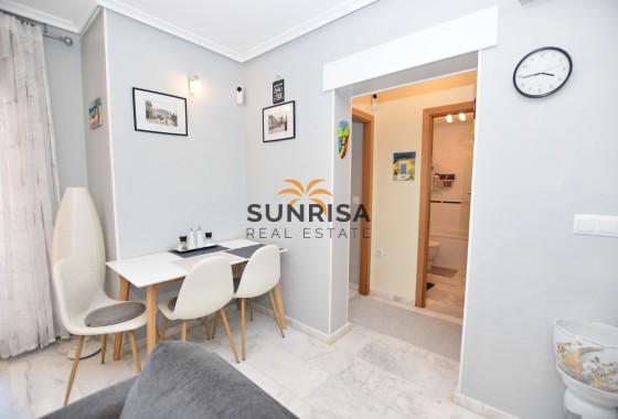 Appartement · Herverkoop - Algorfa · La Finca Golf Resort · Alicante · Spanje