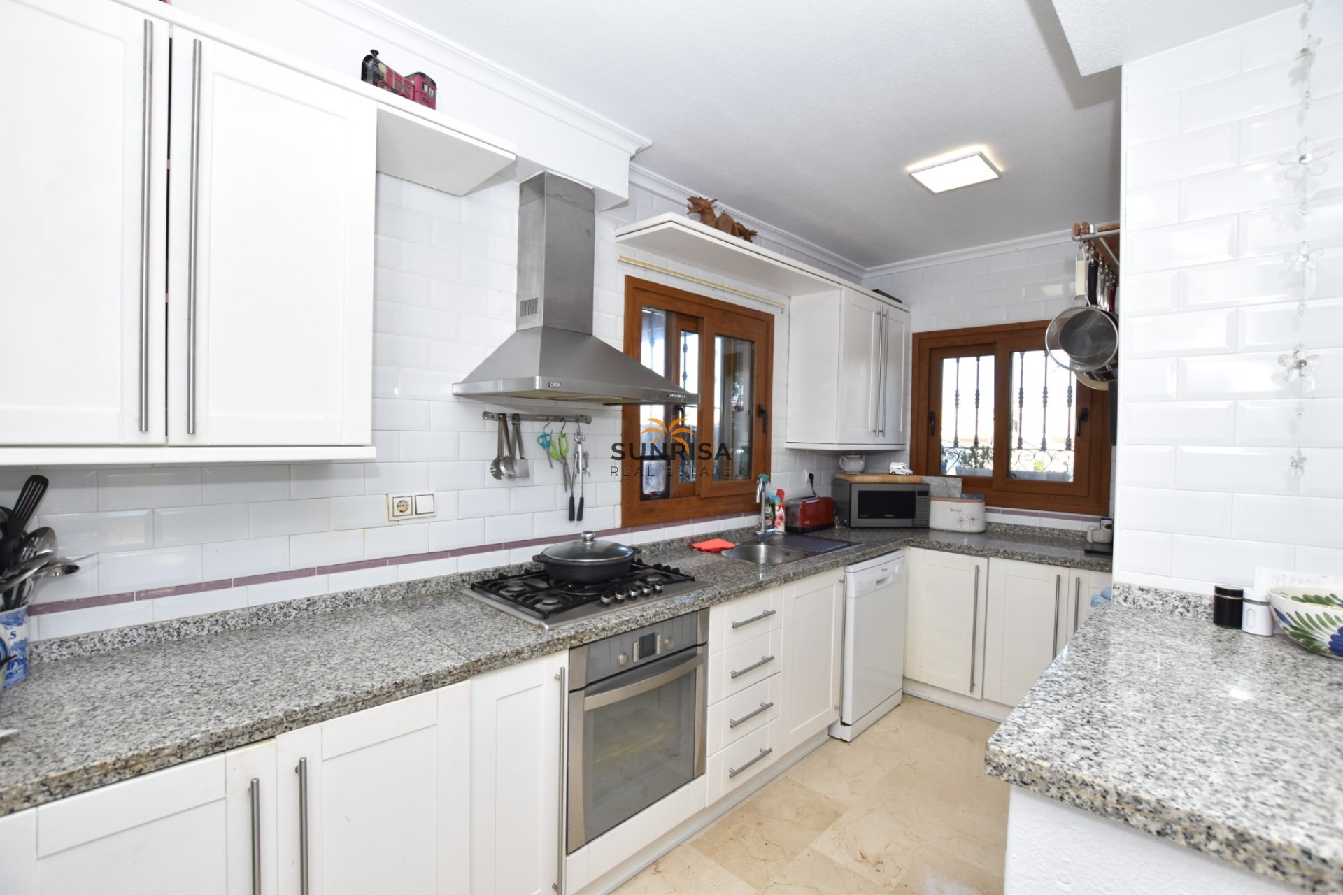 Resale - Villa - Algorfa