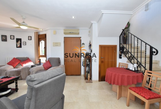 Villa · Herverkoop - Algorfa · La Finca Golf Resort · Alicante · Spanje