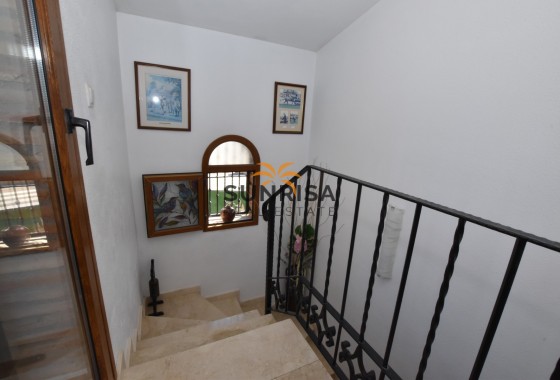 Villa · Herverkoop - Algorfa · La Finca Golf Resort · Alicante · Spanje