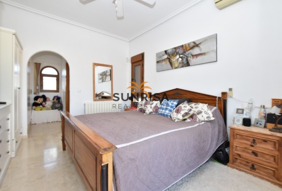 Villa · Herverkoop - Algorfa · La Finca Golf Resort · Alicante · Spanje