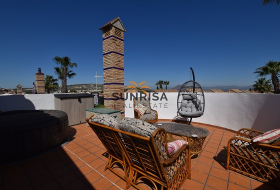 Villa · Herverkoop - Algorfa · La Finca Golf Resort · Alicante · Spanje