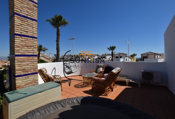 Villa · Herverkoop - Algorfa · La Finca Golf Resort · Alicante · Spanje