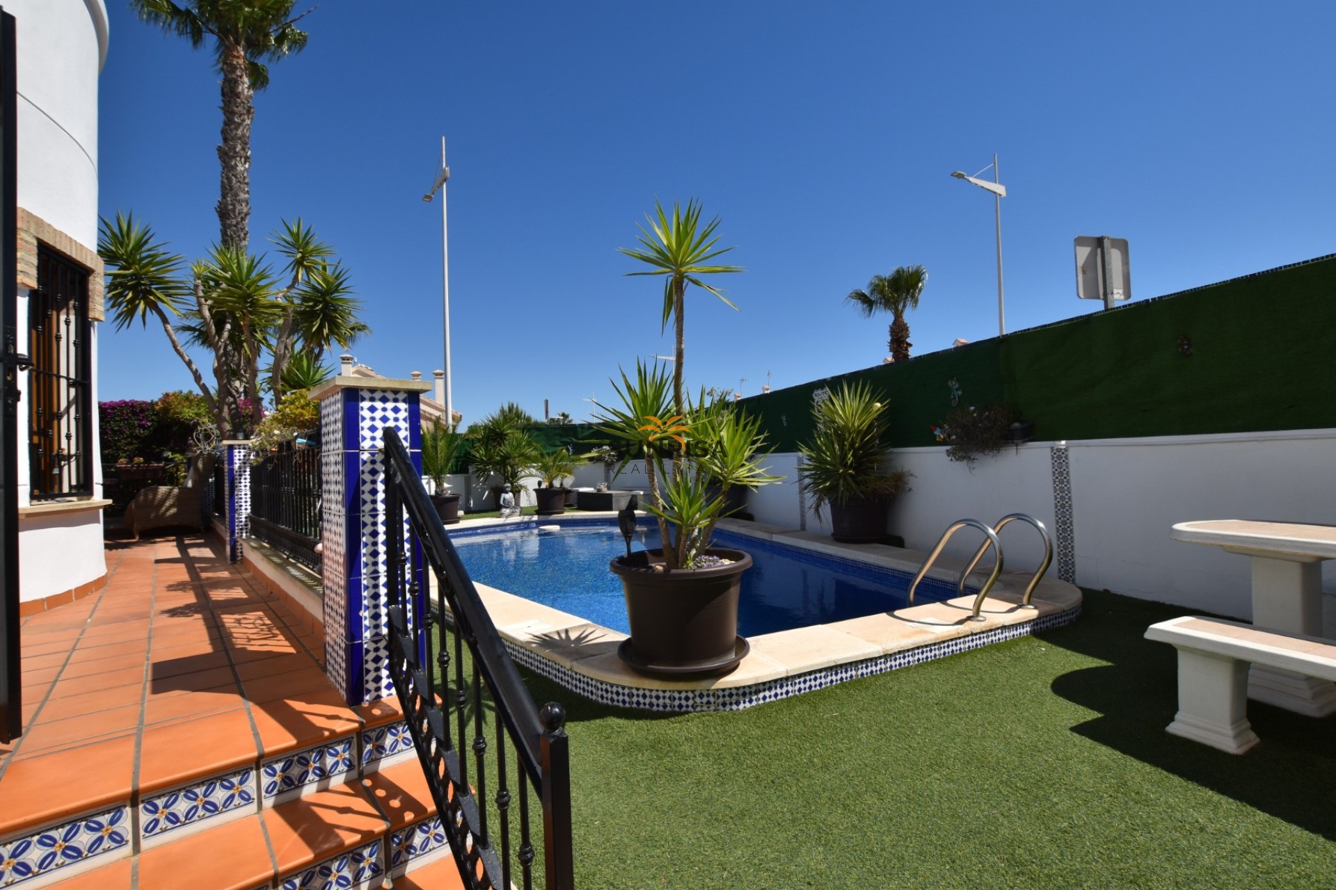Resale - Villa - Algorfa