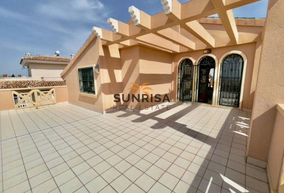 Villa · Herverkoop - Ciudad Quesada · La Fiesta · Alicante · Spanje