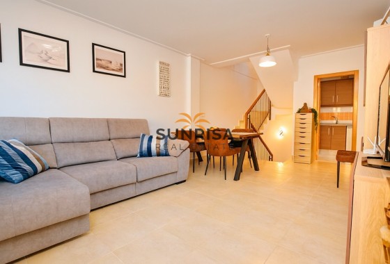 Villa · Herverkoop - Algorfa · La Finca Golf Resort · Alicante · Spanje