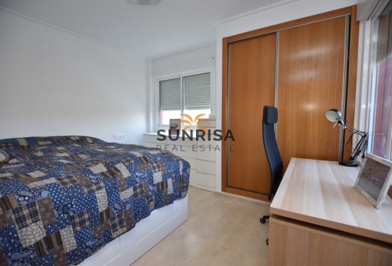 Villa · Herverkoop - Algorfa · La Finca Golf Resort · Alicante · Spanje