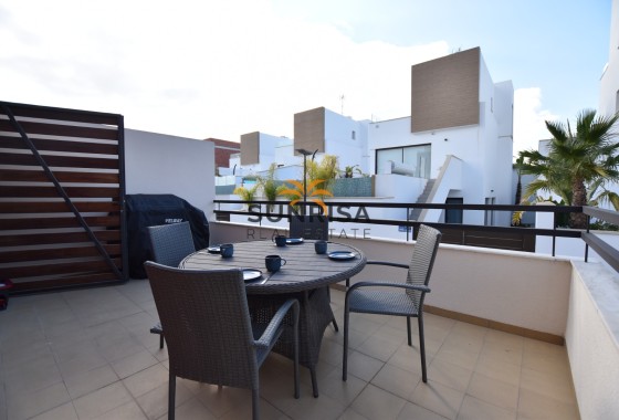 Villa · Herverkoop - Algorfa · La Finca Golf Resort · Alicante · Spanje