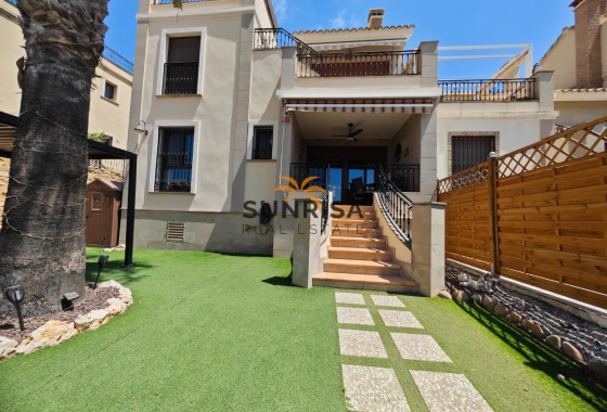 Appartement · Herverkoop - Algorfa · La Finca Golf Resort · Alicante · Spanje