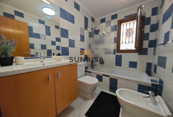 Appartement · Herverkoop - Algorfa · La Finca Golf Resort · Alicante · Spanje