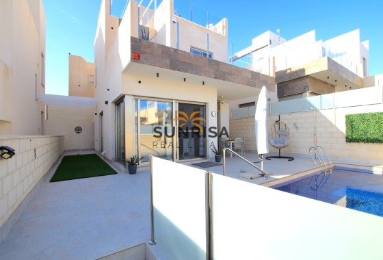 Villa · Revente - Villamartin · Alicante · Espagne