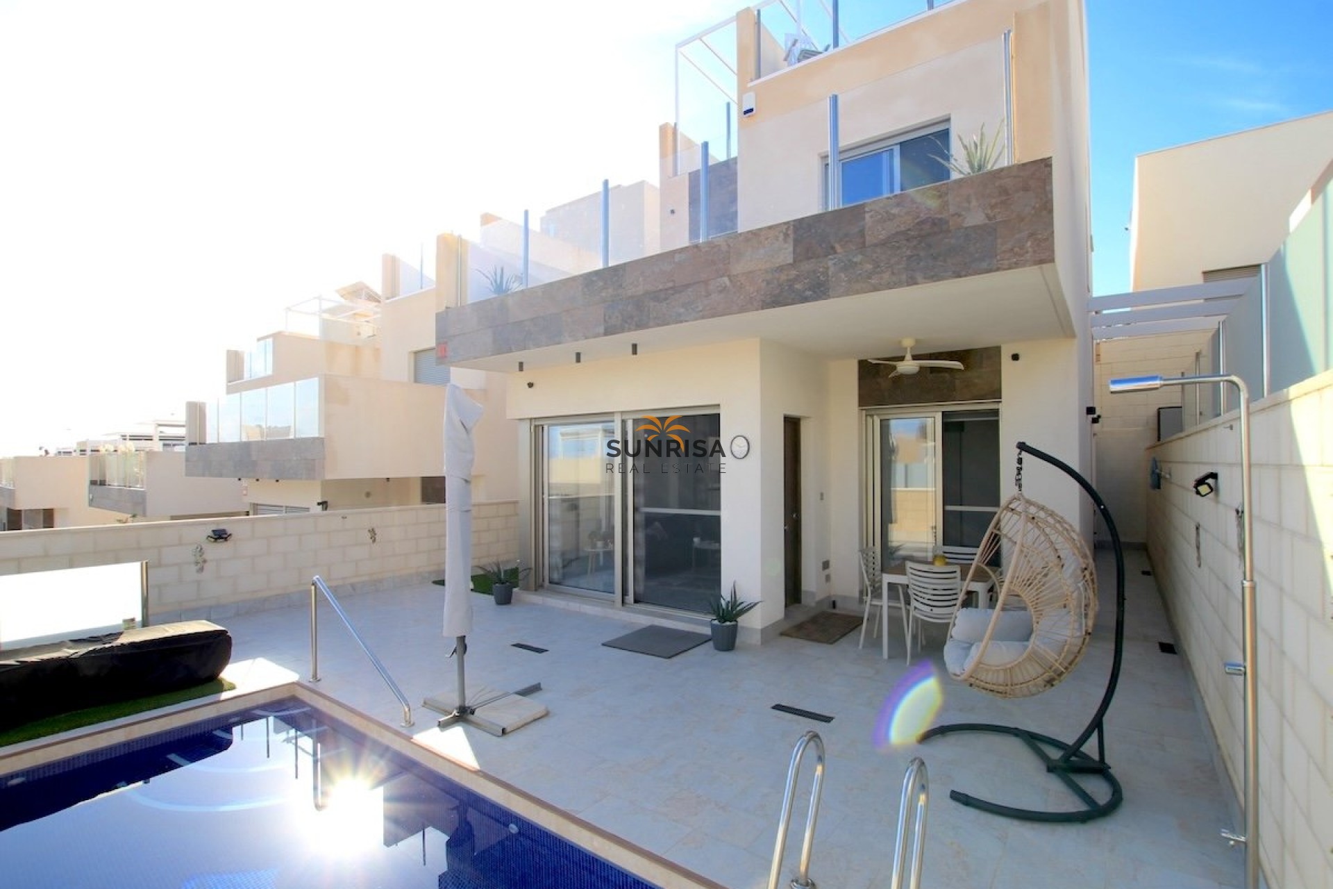 Resale - Villa - Villamartin