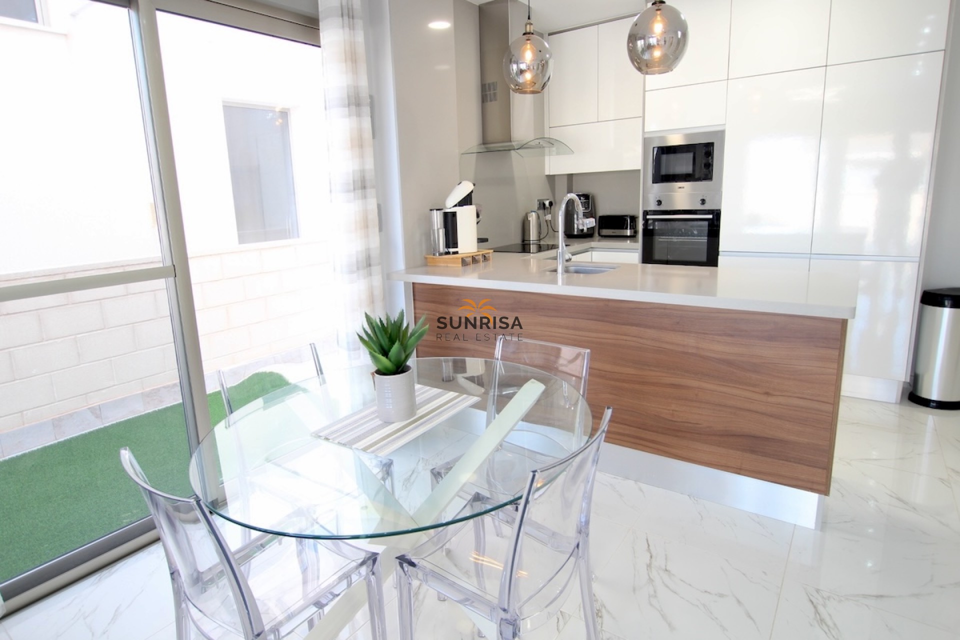 Resale - Villa - Villamartin