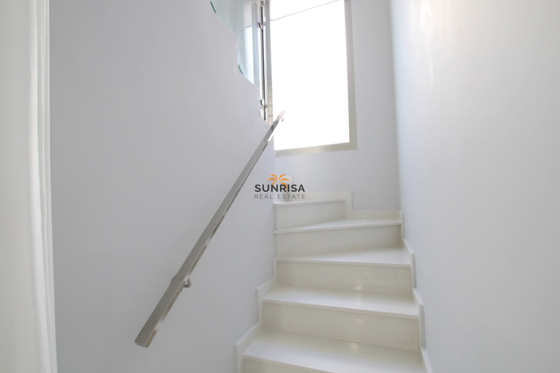 Resale - Villa - Villamartin