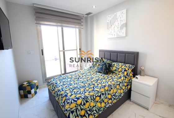 Villa · Revente - Villamartin · Alicante · Espagne