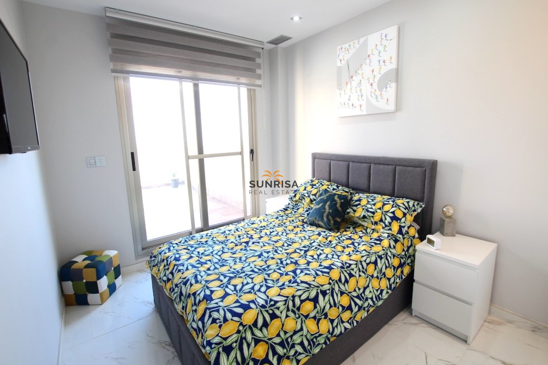 Resale - Villa - Villamartin