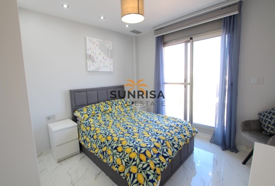 Villa · Revente - Villamartin · Alicante · Espagne