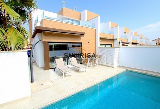 Villa · Herverkoop - Algorfa · La Finca Golf Resort · Alicante · Spanje