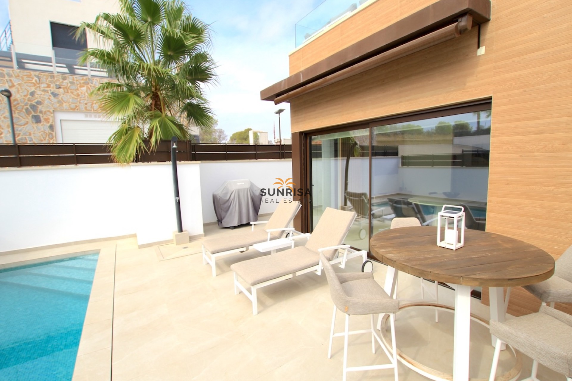 Herverkoop - Villa - Algorfa