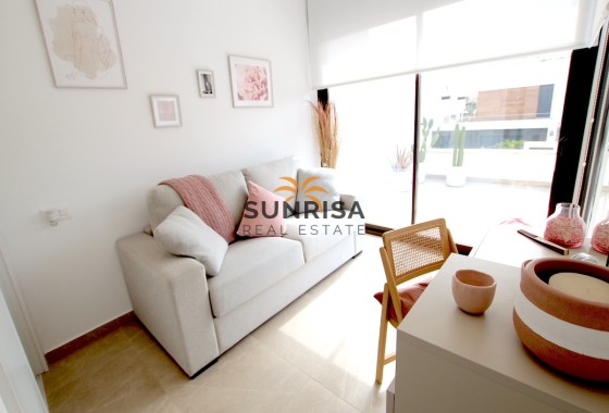 Villa · Herverkoop - Algorfa · La Finca Golf Resort · Alicante · Spanje