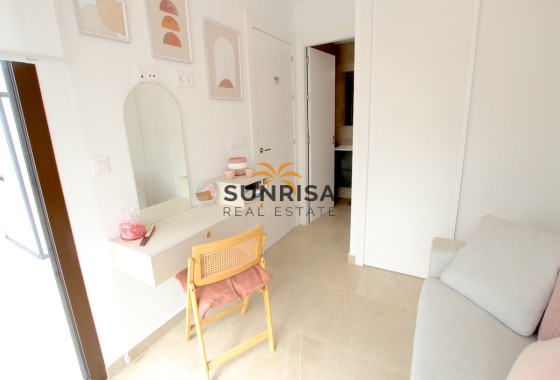 Villa · Herverkoop - Algorfa · La Finca Golf Resort · Alicante · Spanje