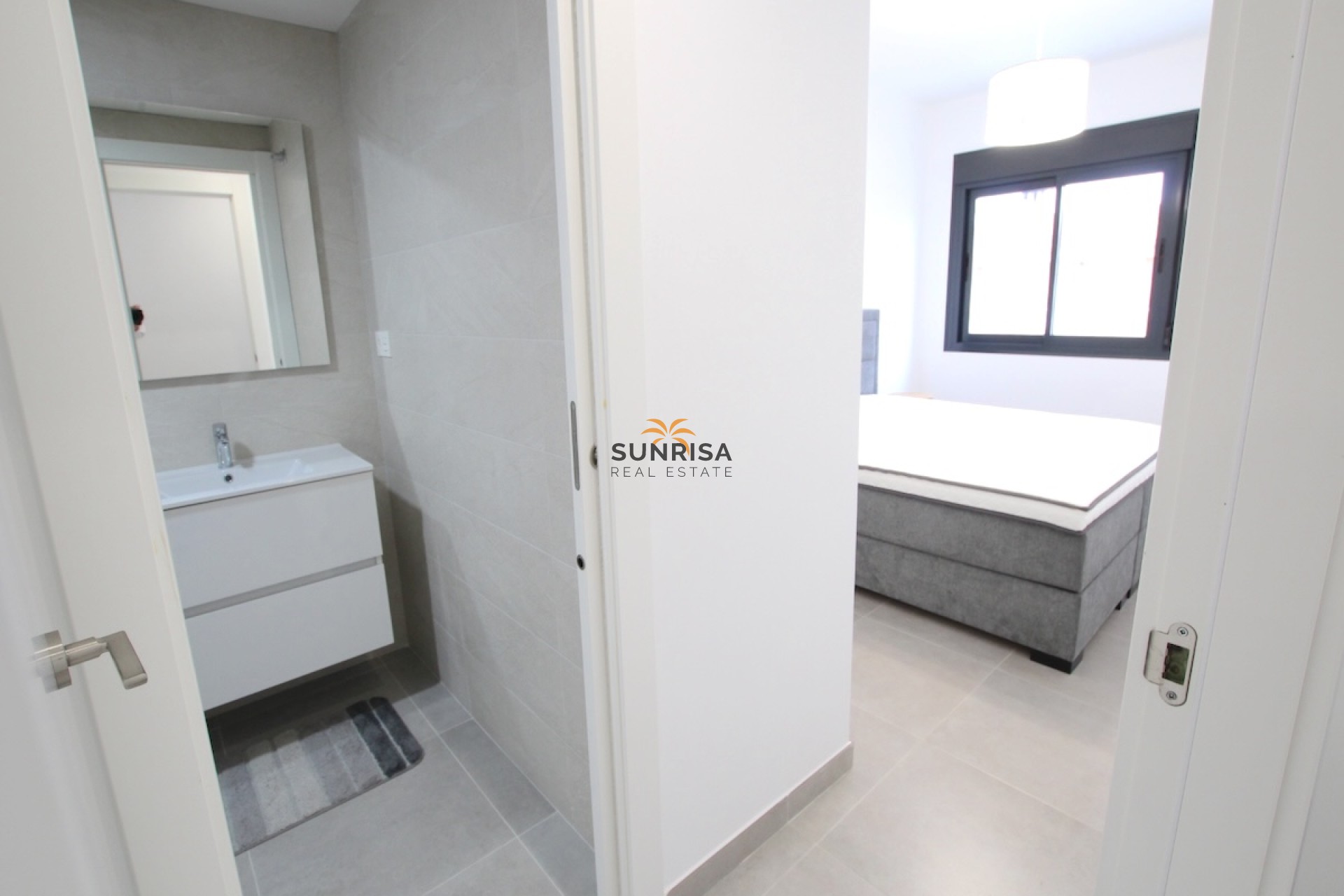 Reventa - Villa - Pilar de la Horadada